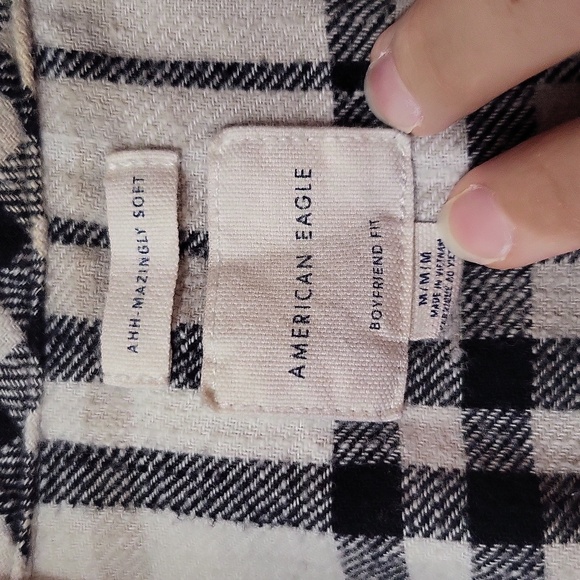 American Eagle Outfitters Women's button up- size medium - Picture 2 of 8